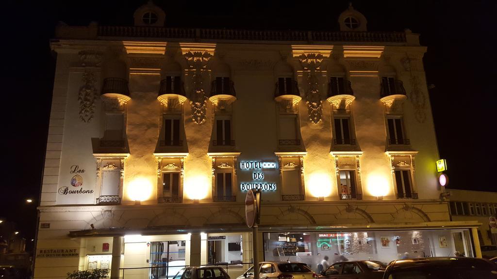 Logis Hotel Des Bourbons 몽뤼꽁 외부 사진